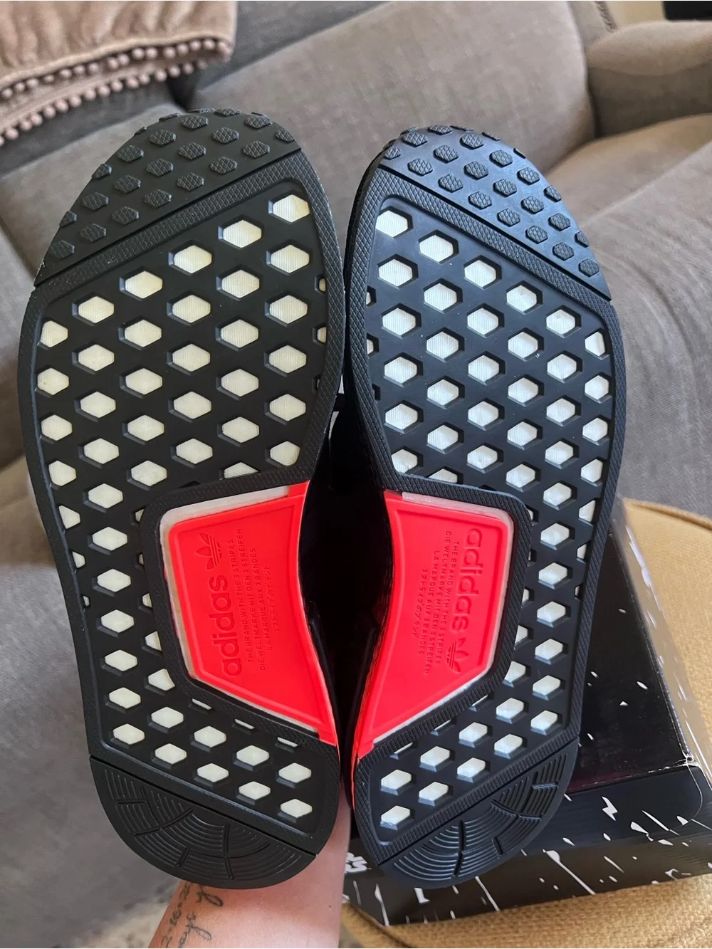 Adidas NMD_R1 Star Wars Darth Vader FW2282 Men’s 9 w/ Original Box